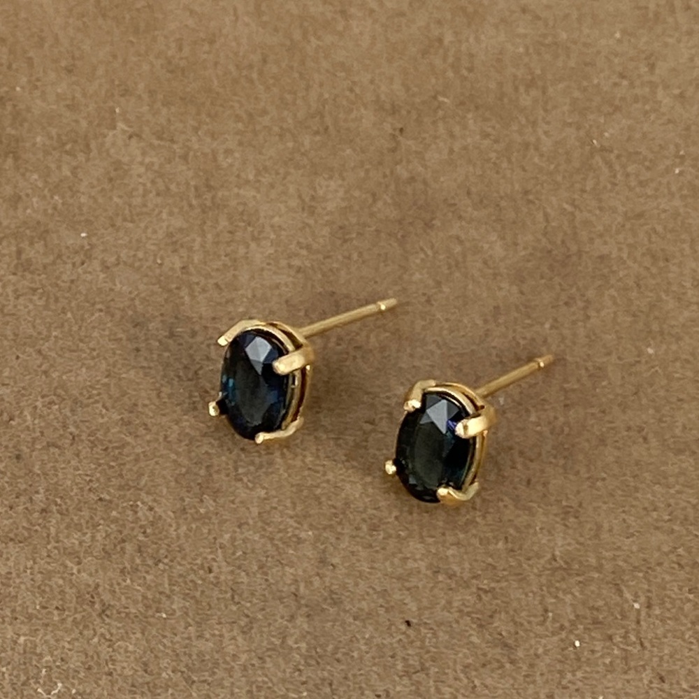 Vintage Dark Blue Sapphires 6x4MM Faceted Oval NOS